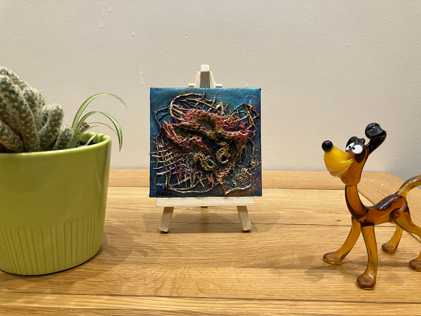 10 x 10 cm Textured Abstract Painting with Easel