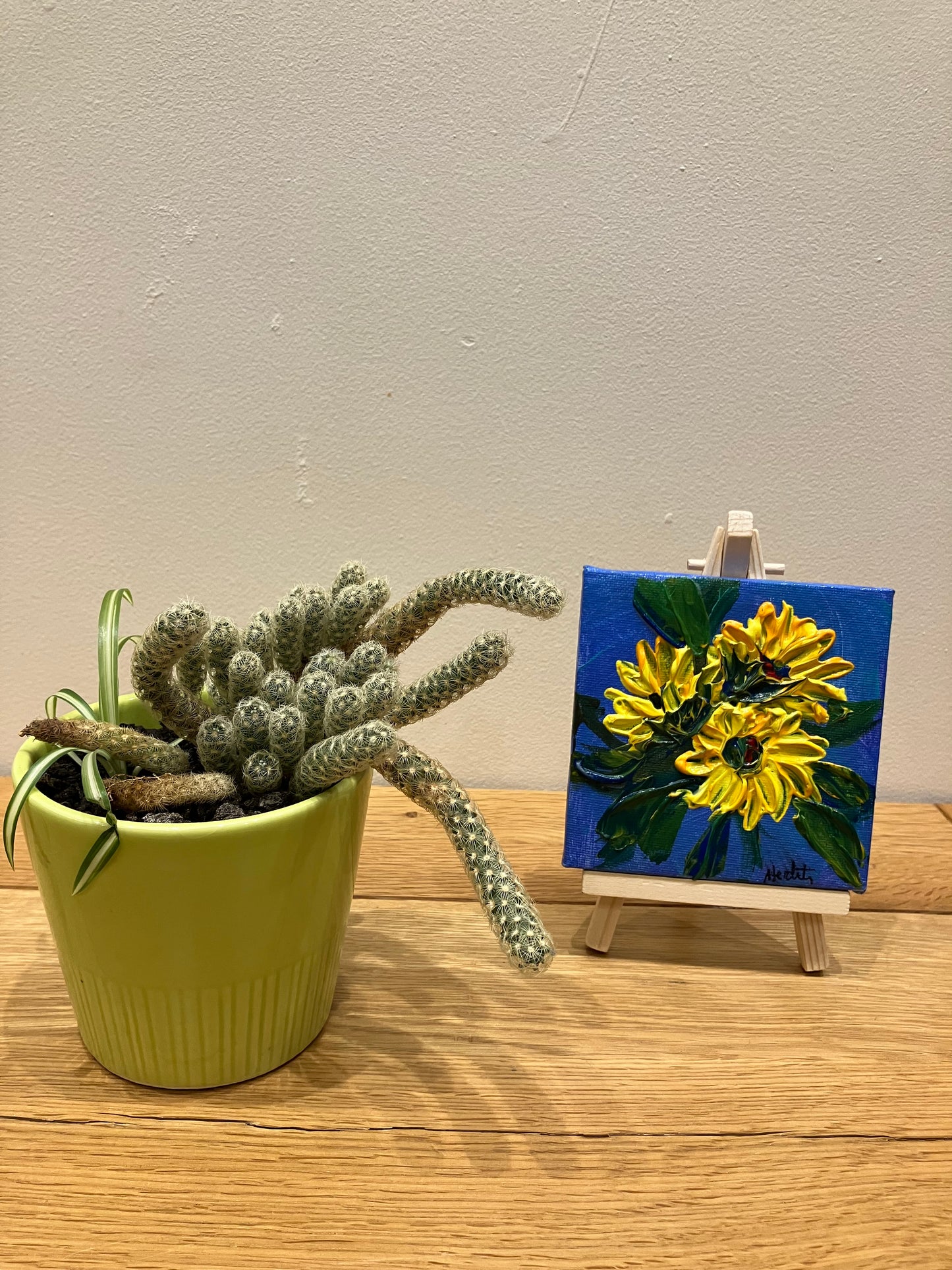 10 x 10 cm Sunflower painting with Easel