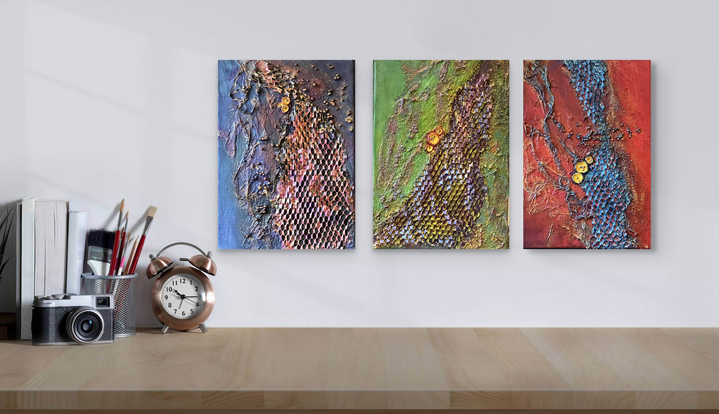 Crimson Serenade: Reptilian Rhythms - Textured Canvas Painting, 3D wall art with Powertex