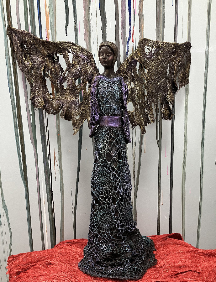 Anger Fabric Sculpting Workshop – Transform Emotions into Art with Aferdita powertex tutor and artist in Hayes