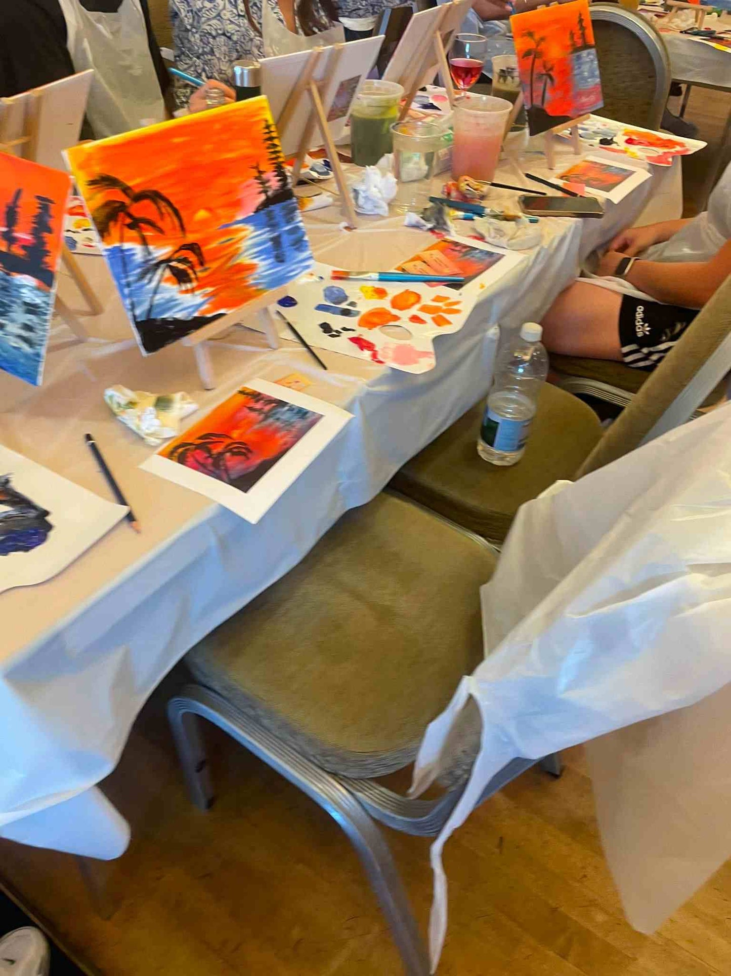 Corporate and Private Sip & Paint Events in Bromley