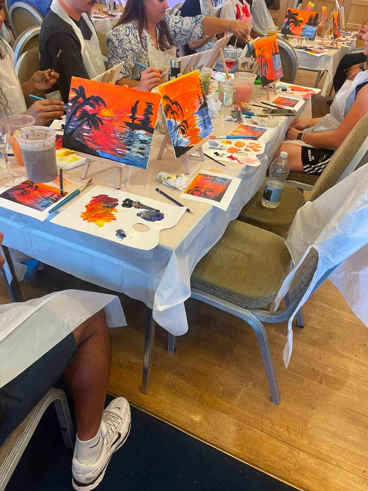 Corporate and Private Sip & Paint Events in Bromley
