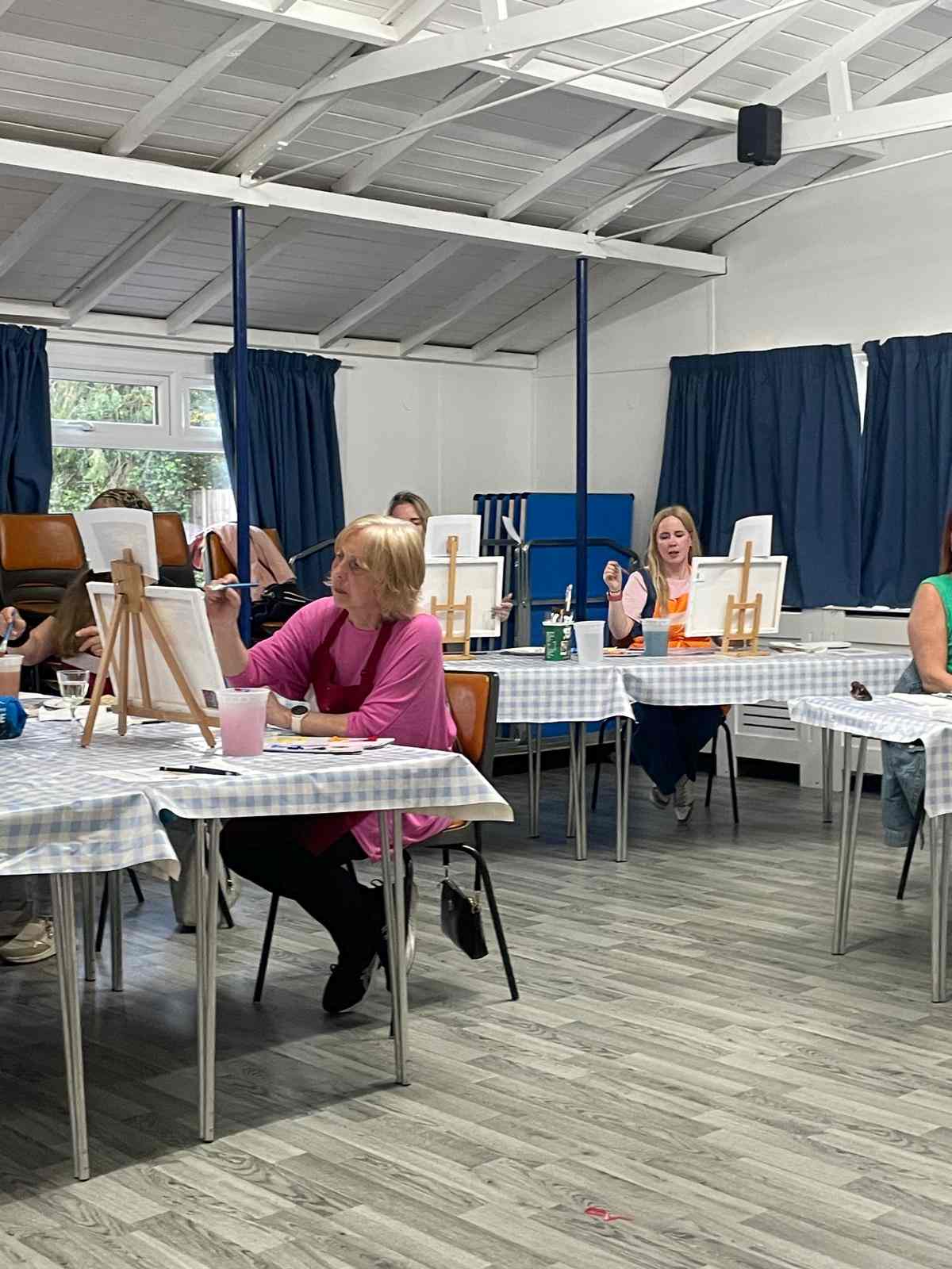 Corporate and Private Sip & Paint Events in Bromley